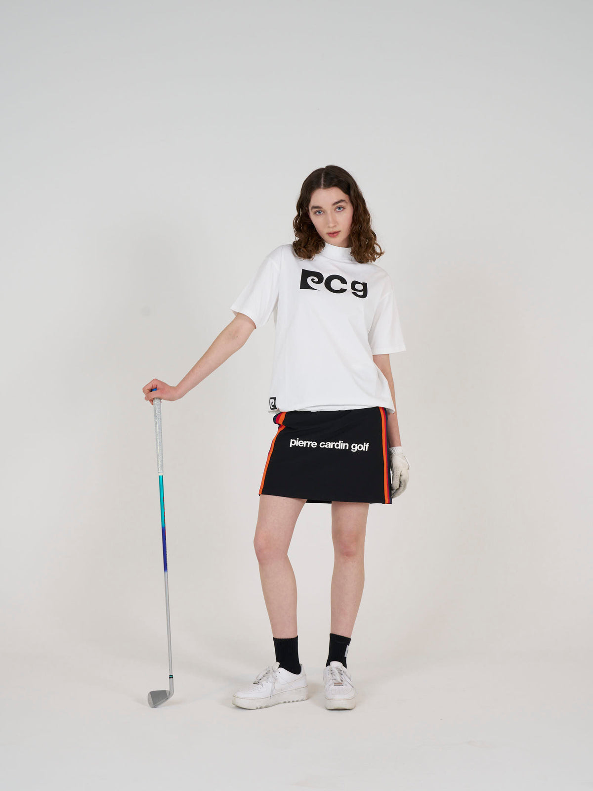 graphic P short sleeve mock-neck｜WHITE × BLACK