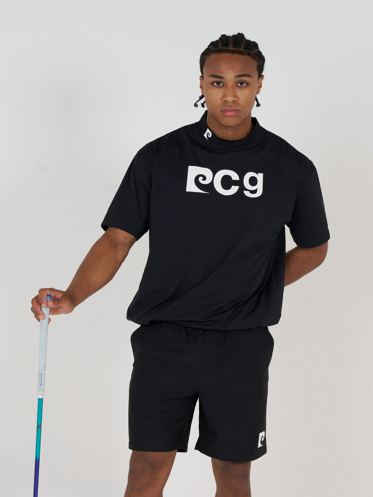 graphic P short sleeve mock-neck｜BLACK × GREEN