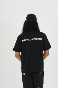 Back logo short sleeve mock neck｜BLACK - model