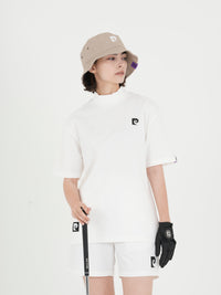 Back logo short sleeve mock neck｜WHITE - model