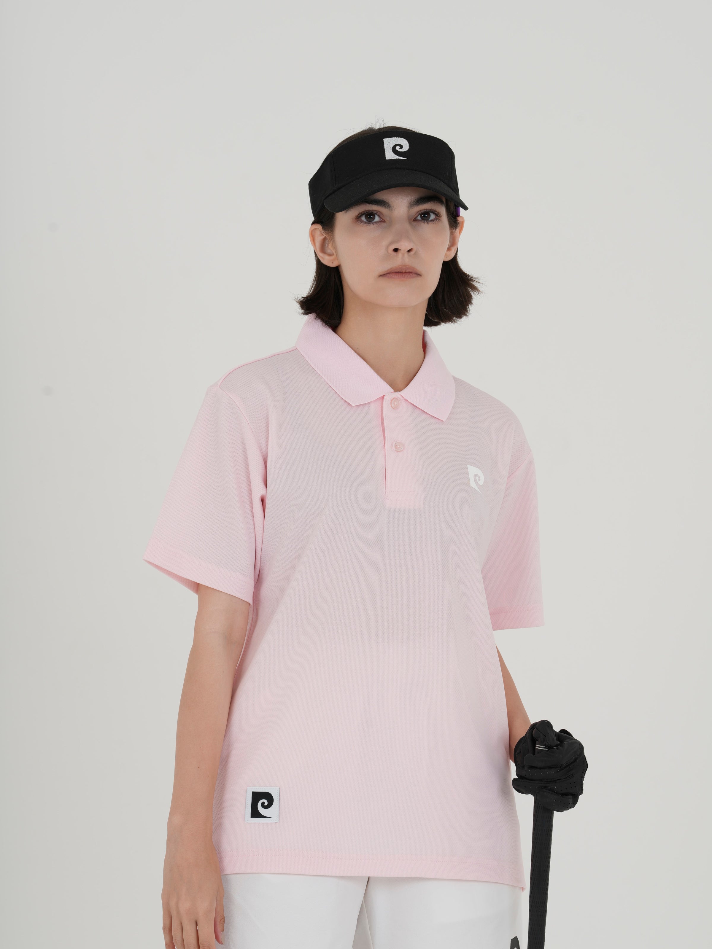 Back pcg logo short sleeve ladies polo｜PINK - model