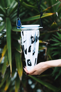 P logo ice pack｜WHITE - model