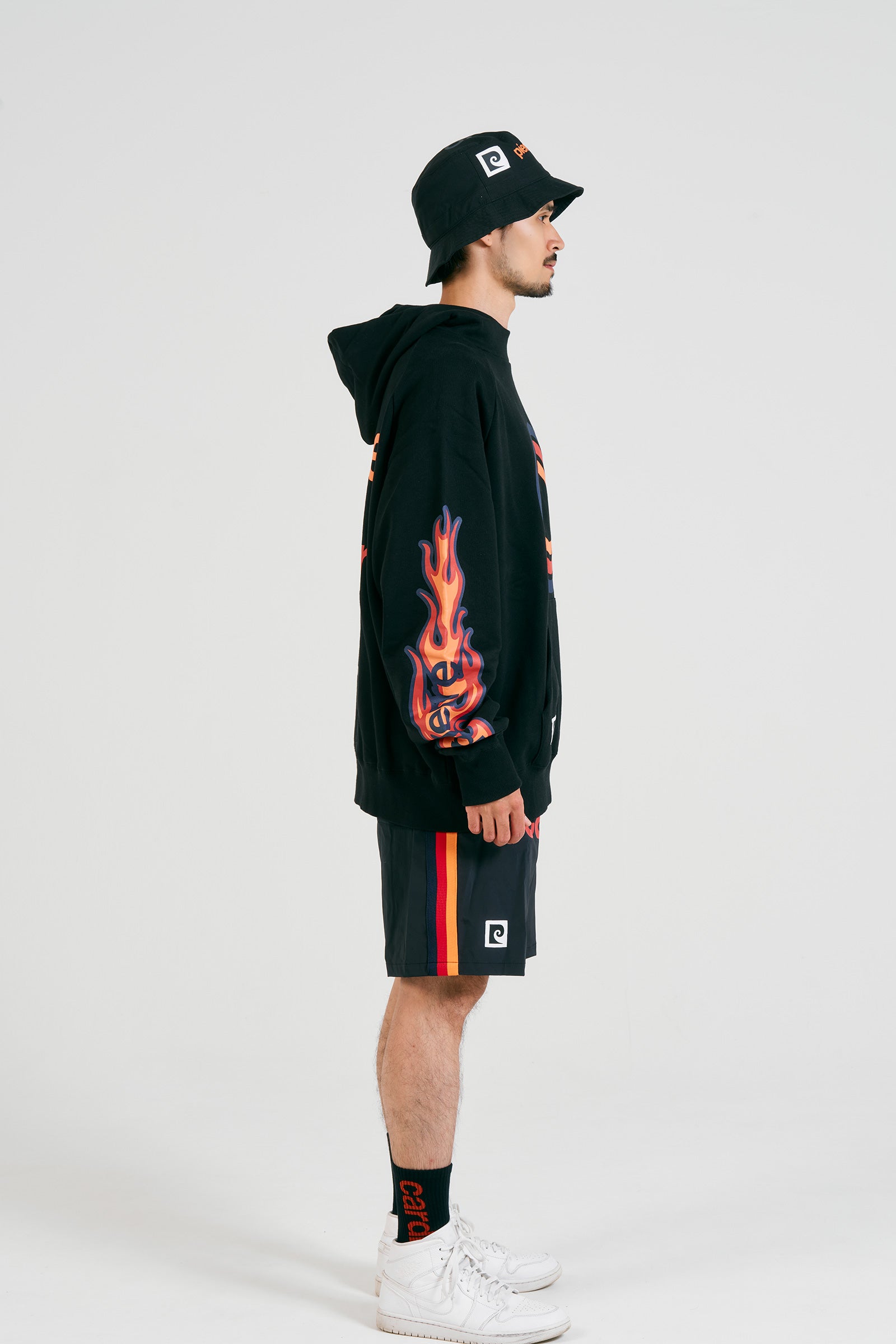 logodesign fire hoodie | BLACK