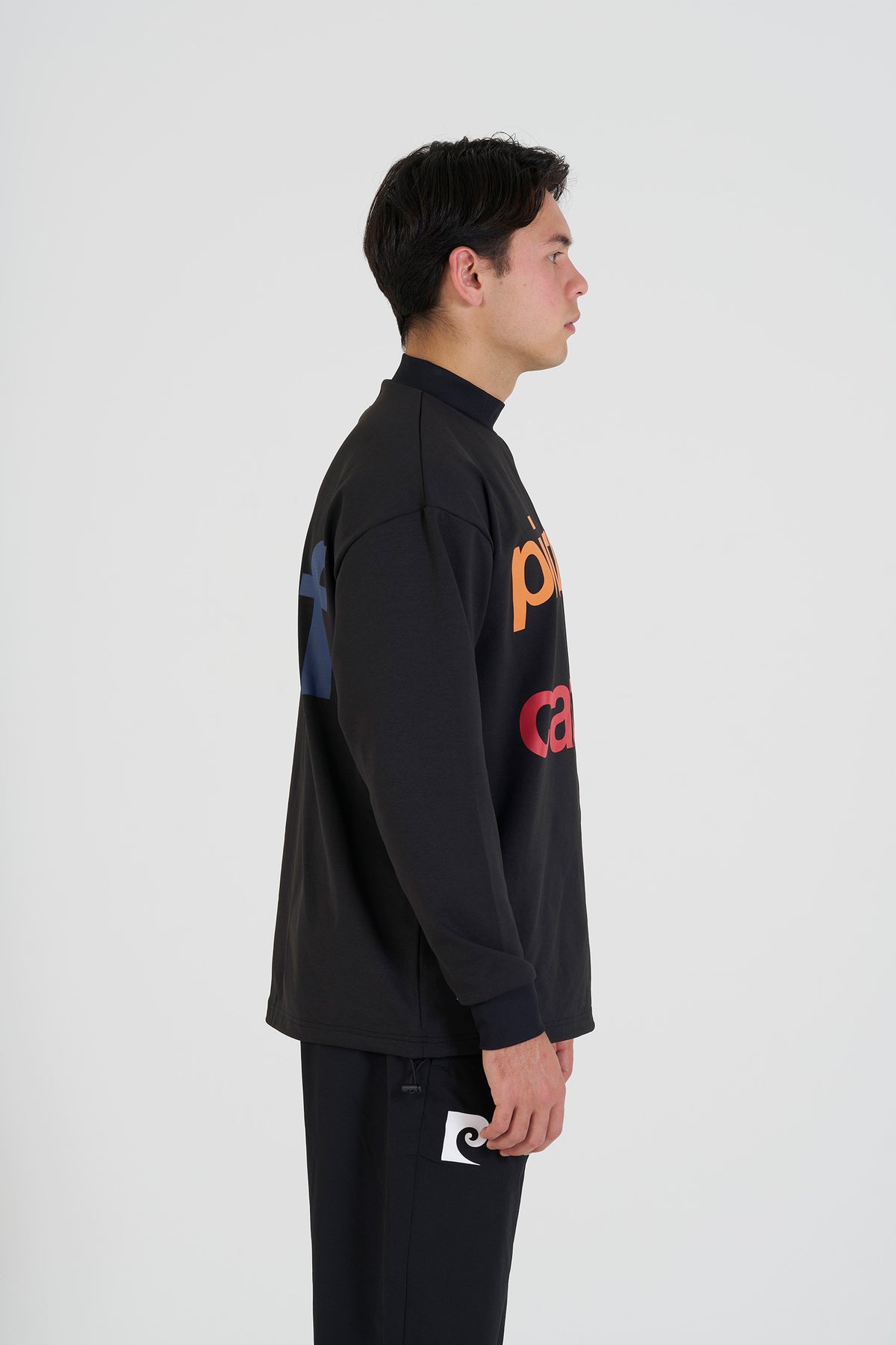 longsleeve mock neck | BLACK × MULTI