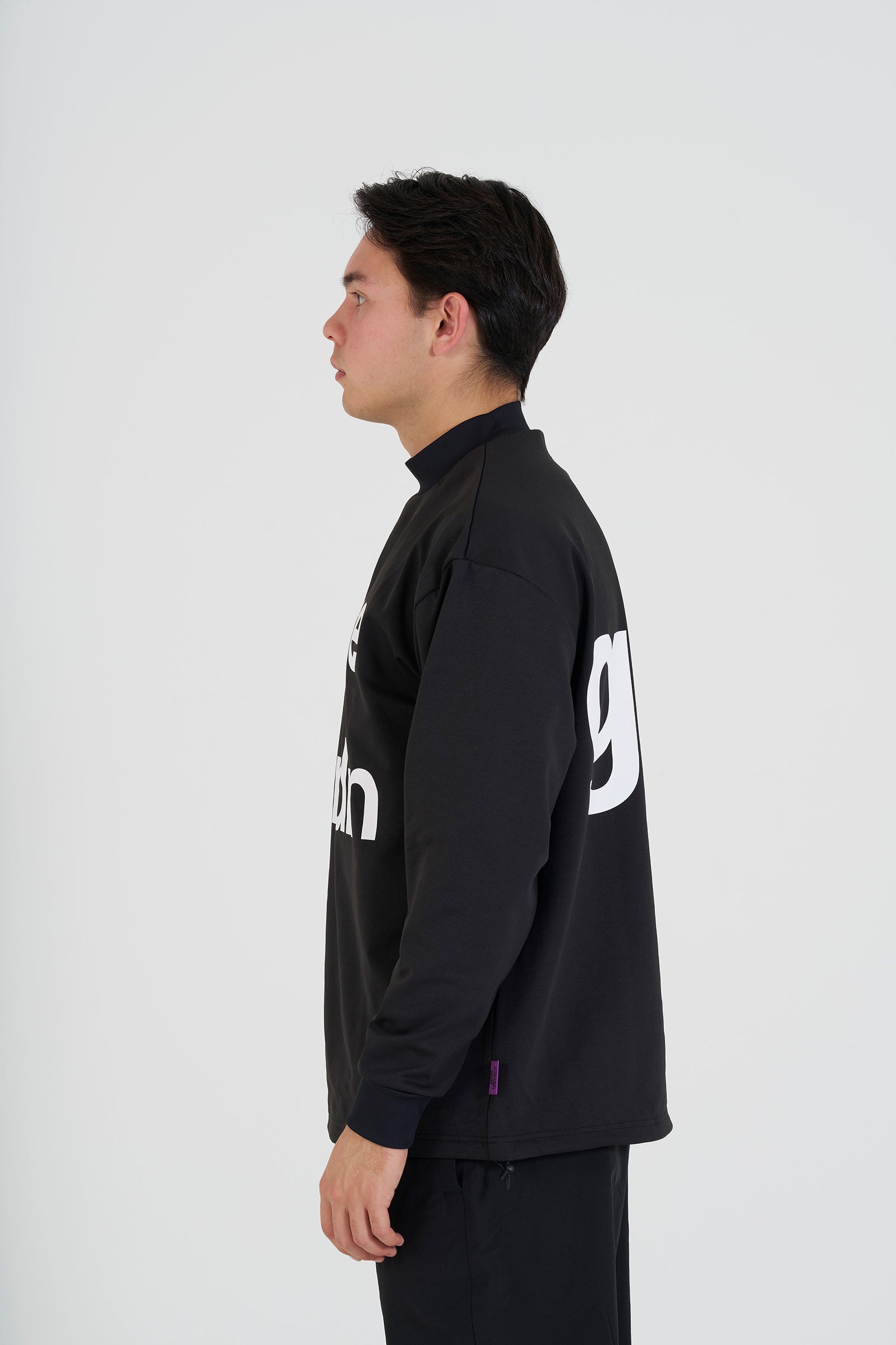 longsleeve mock neck | BLACK × WHITE – 株式会社RAINBOW