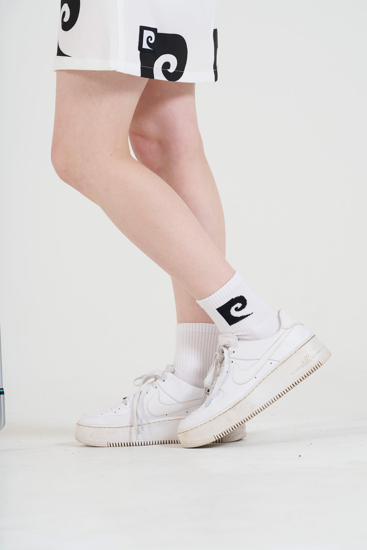 Plogo design short sox | WHITE