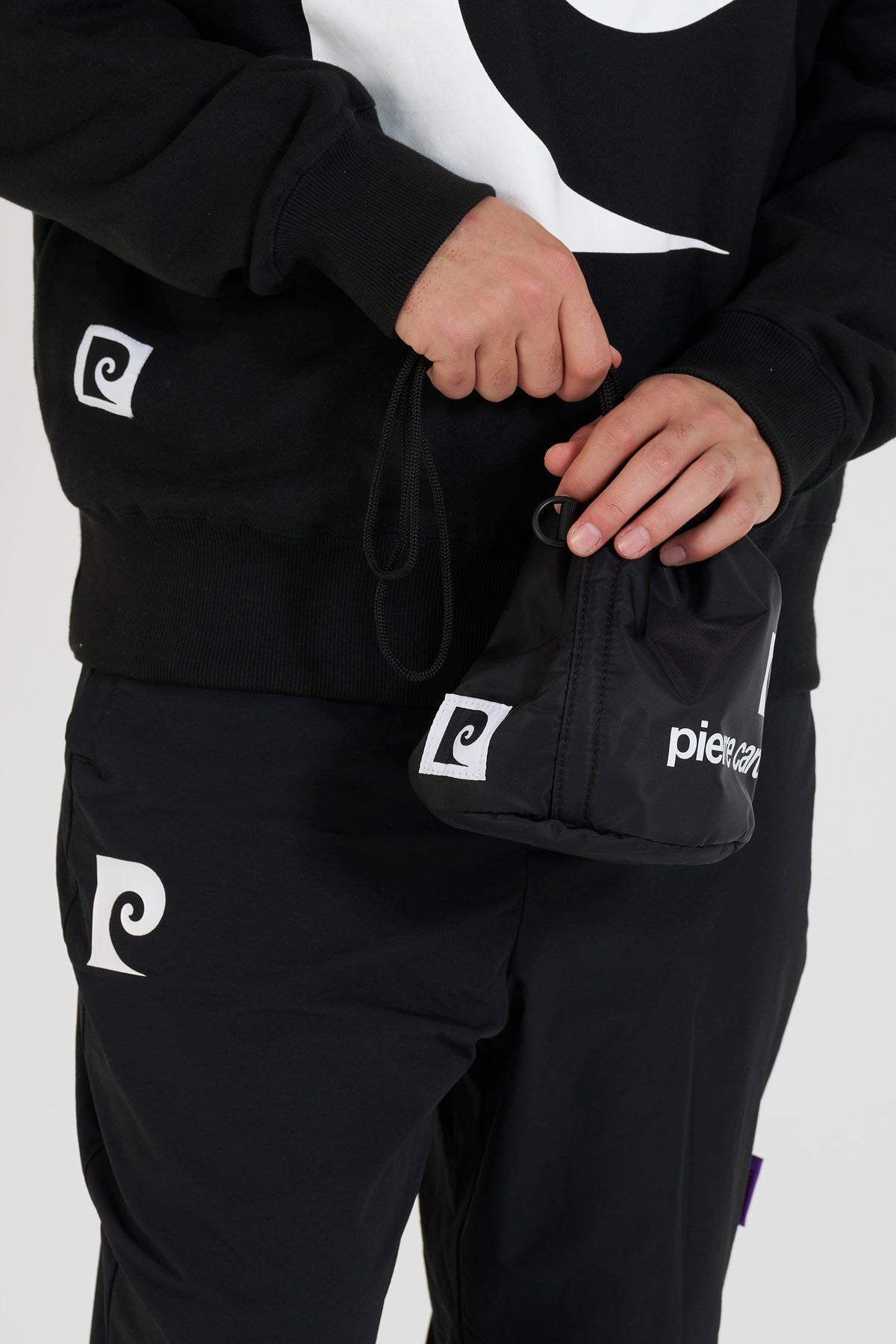drawstring bag | BLACK × WHITE